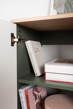 Комод Маттиас 16.245 дымчатый зеленый K521, гикори рокфорд натуральный KO86 PW, белый PE шагрень, фотопечать