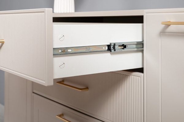 Гостиная Ричфорд композиция 2 с карнизами, кашемир 5981 BS, моно керамика D166-2 ПВХ, белый PE шагрень (собирается на любую сторону)