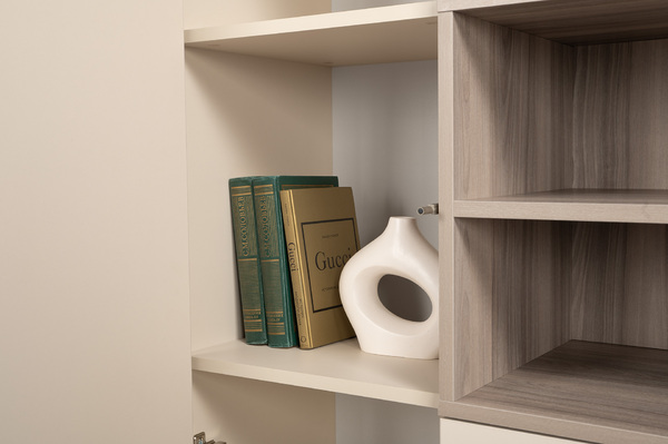 Комод Тайл 16.236 сатин 7045 SU, эмили блаш U9135, белый PE шагрень, собирается на любую сторону